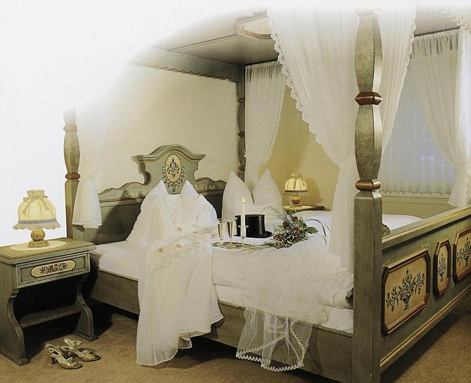 Hotel Schwalenberger Malkasten Schieder-Schwalenberg Rum bild